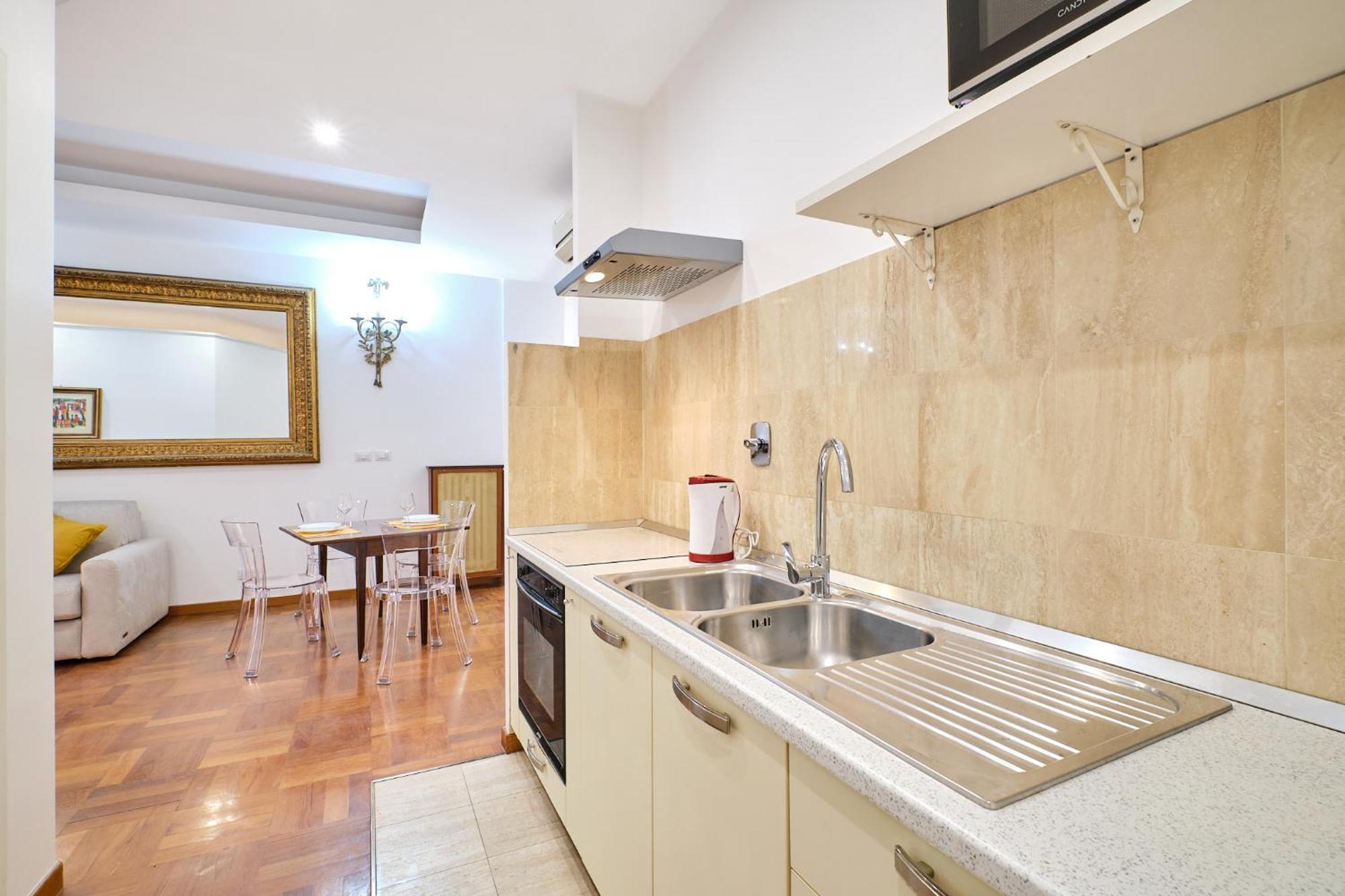 2nd Level Apartment Rom